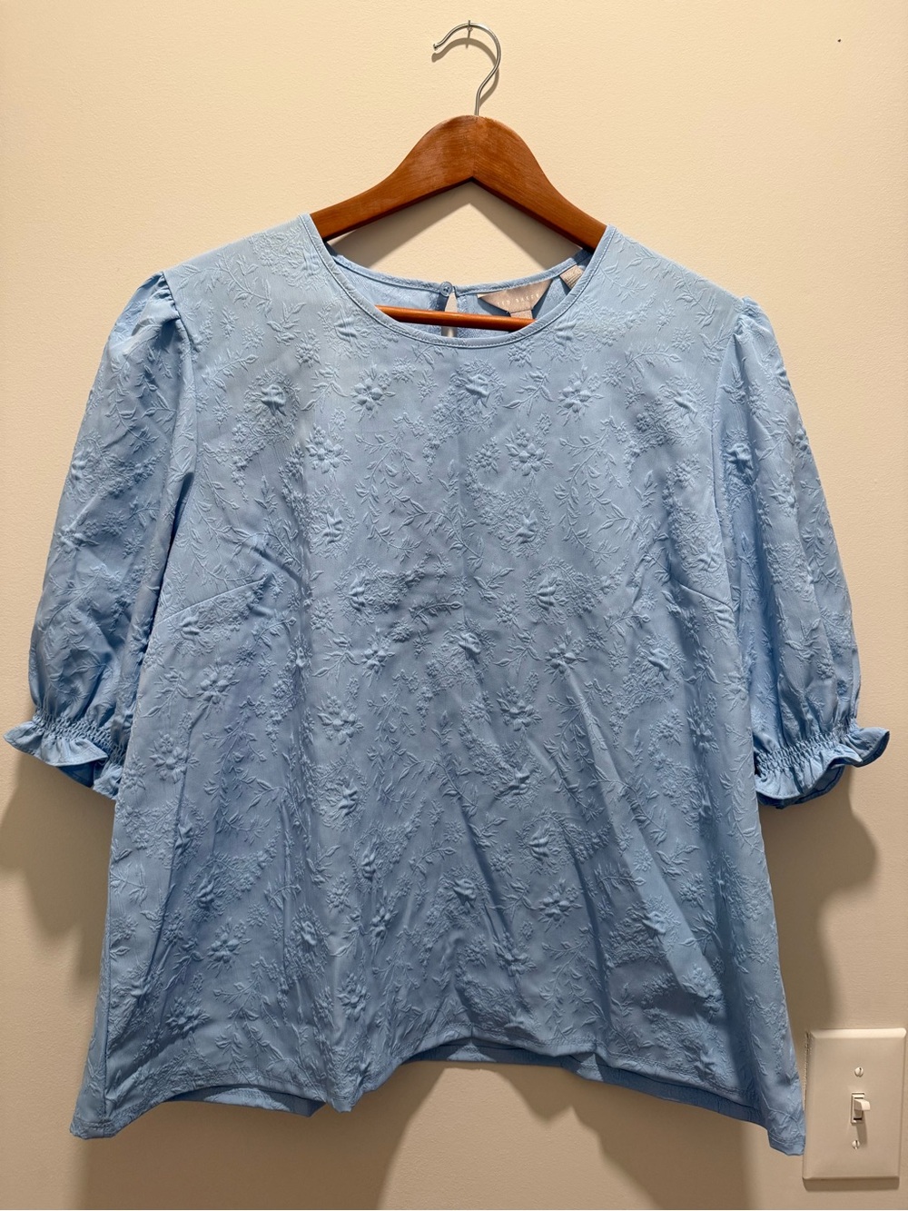 Ted Baker Light Blue Embroidered Puff-Sleeve Blouse Sz XL Office Feminine
